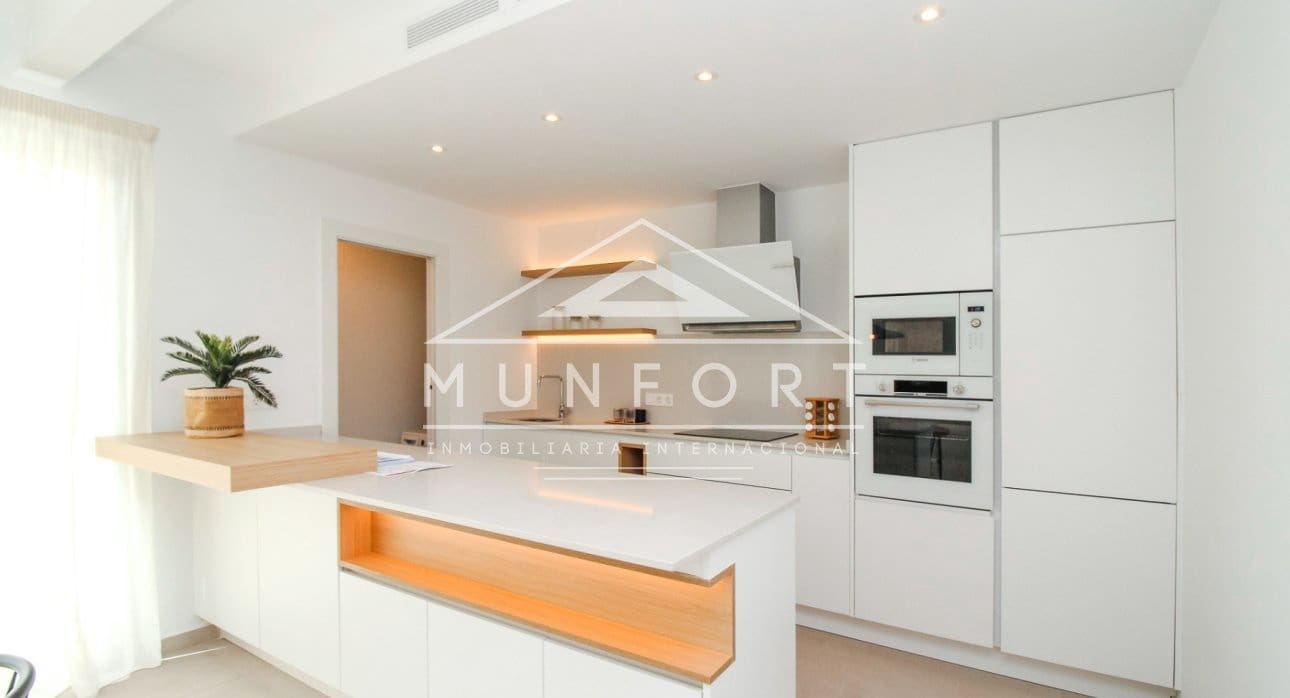 3 makuuhuone Huvila myytävänä paikassa Los Alcazares mukana uima-altaan - 499 900 € (Ref: 8396063)