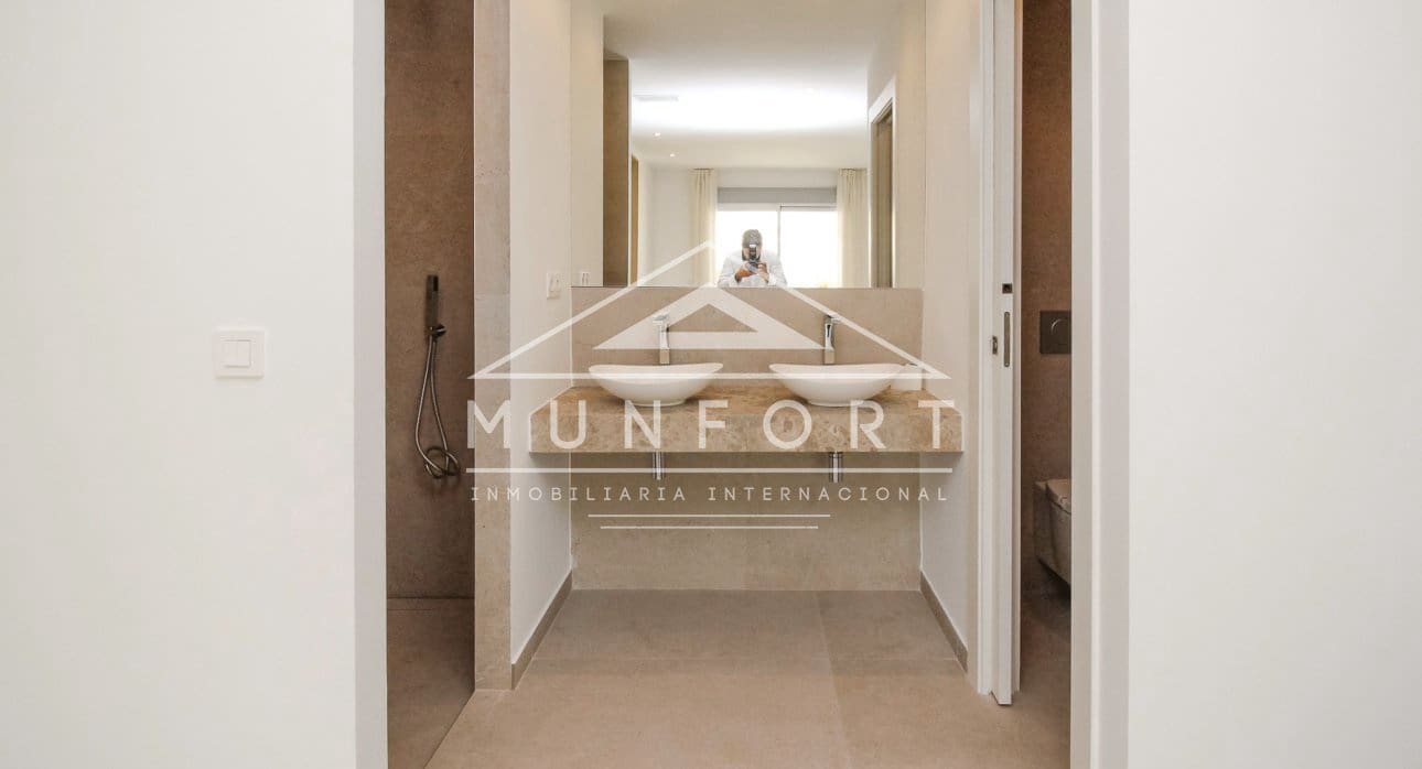 3 makuuhuone Huvila myytävänä paikassa Los Alcazares mukana uima-altaan - 499 900 € (Ref: 8396063)