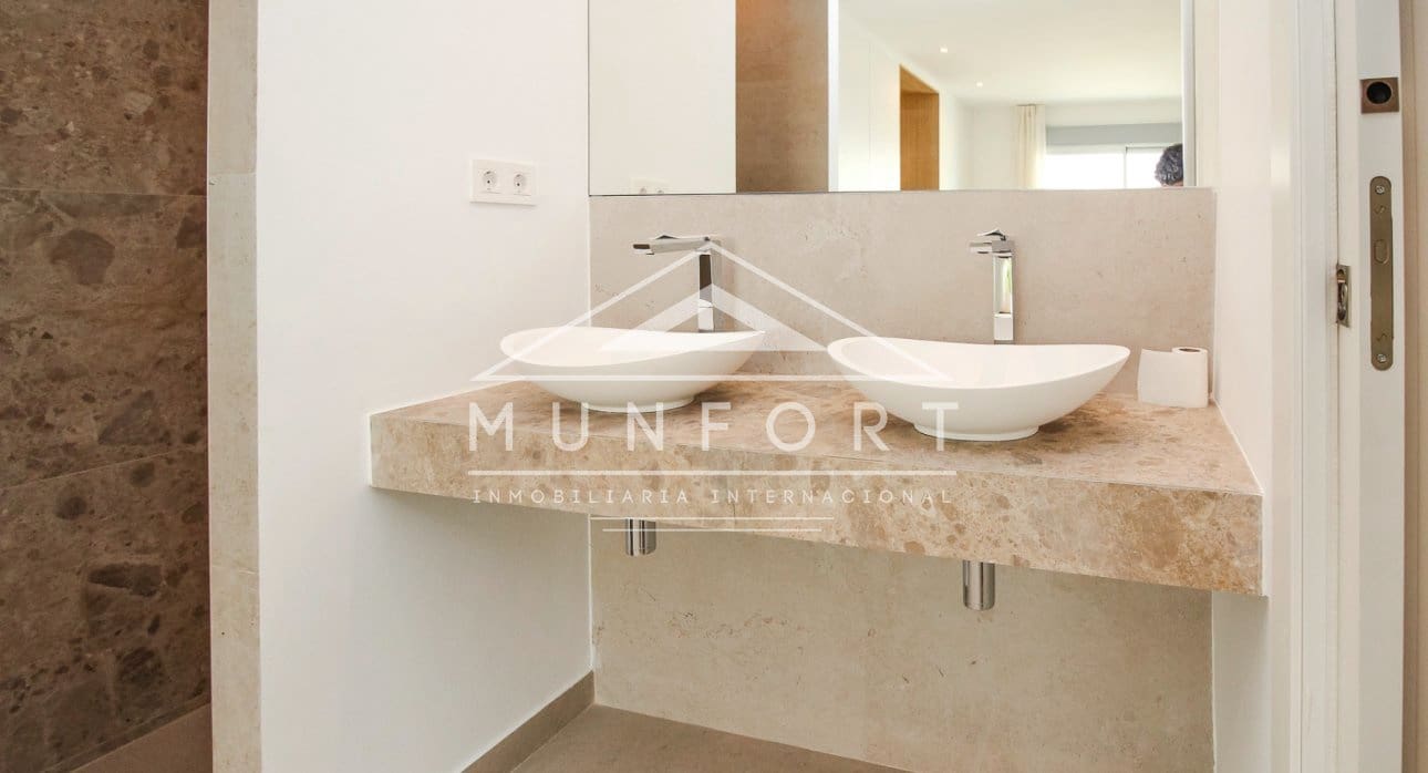 3 makuuhuone Huvila myytävänä paikassa Los Alcazares mukana uima-altaan - 499 900 € (Ref: 8396063)