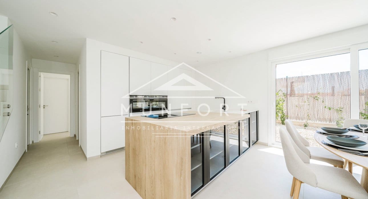 3 Zimmer Villa zu verkaufen in Los Montesinos mit Pool - 509.000 € (Ref: 8396073)