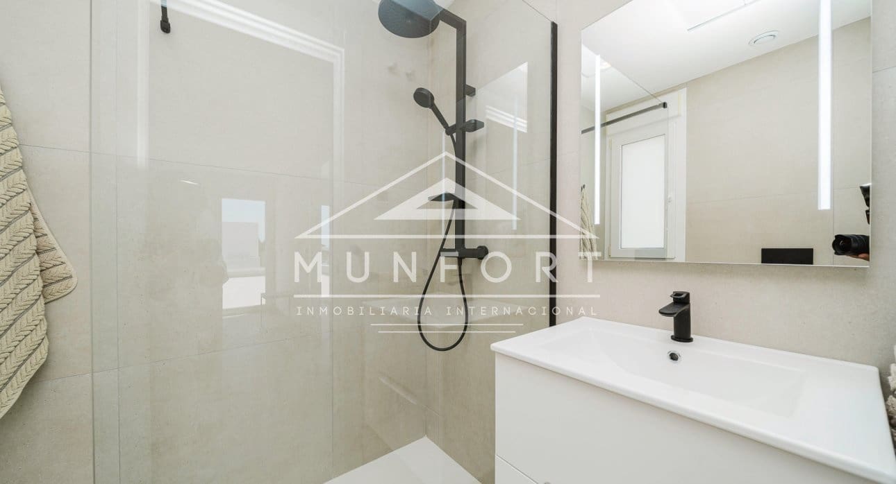 3 Zimmer Villa zu verkaufen in Los Montesinos mit Pool - 509.000 € (Ref: 8396073)