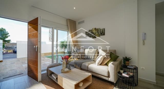 3 soverom Kjedet enebolig til salgs i Avileses, Murcia by med svømmebasseng - € 269 000 (Ref: 8396079)