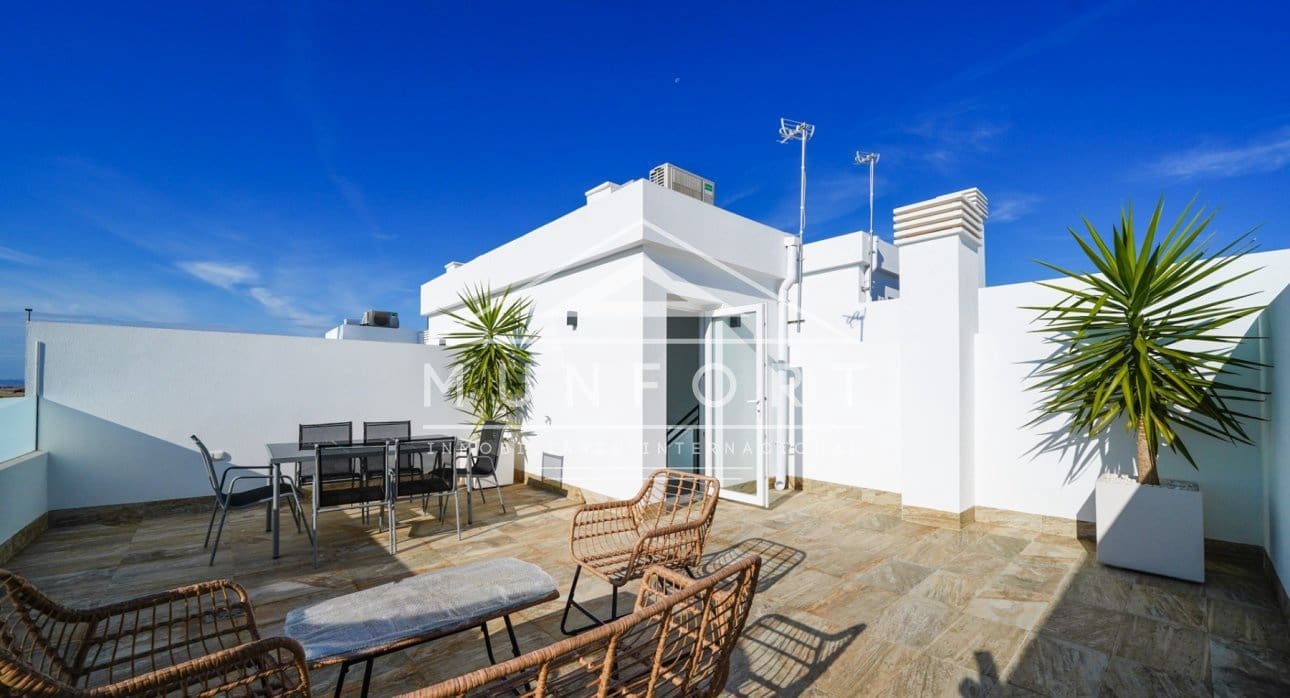 3 camera da letto Villetta Bifamiliare in vendita in Avileses con piscina - 269.000 € (Rif: 8396079)