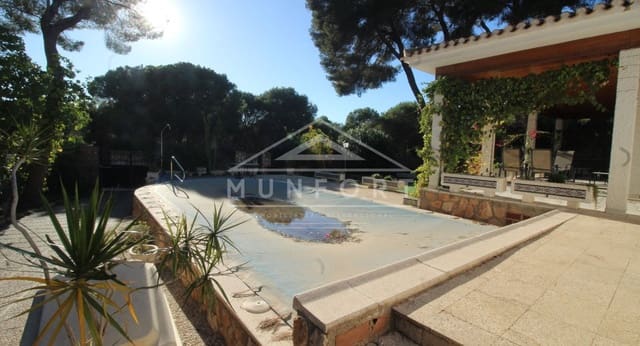 4 makuuhuone Huvila myytävänä paikassa Dehesa de Campoamor, Orihuela mukana uima-altaan - 889 900 € (Ref: 8410372)