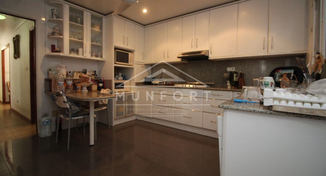 4 makuuhuone Huvila myytävänä paikassa Dehesa de Campoamor mukana uima-altaan - 889 900 € (Ref: 8410372)