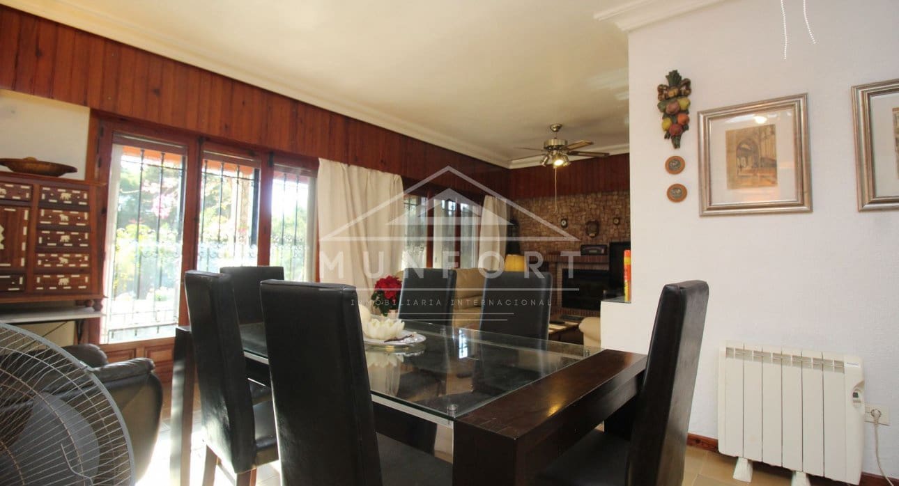 4 makuuhuone Huvila myytävänä paikassa Dehesa de Campoamor mukana uima-altaan - 889 900 € (Ref: 8410372)