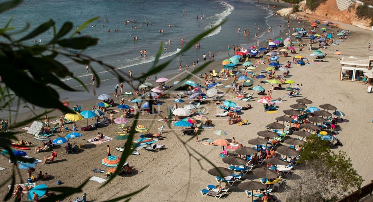 4 makuuhuone Huvila myytävänä paikassa Dehesa de Campoamor mukana uima-altaan - 889 900 € (Ref: 8410372)