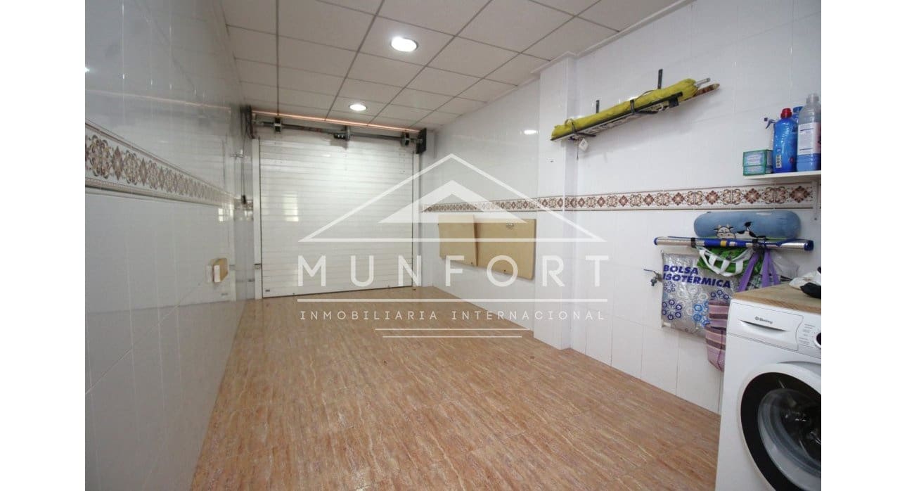 4 makuuhuone Omakotitalo myytävänä paikassa Los Alcazares - 269 900 € (Ref: 8410396)