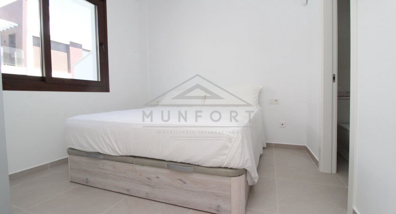 2 Zimmer Bungalow zu verkaufen in San Pedro del Pinatar mit Pool - 239.900 € (Ref: 8410747)
