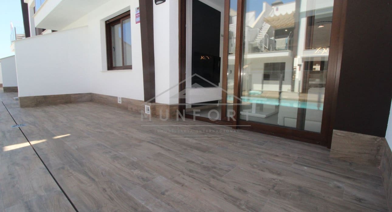 2 Zimmer Bungalow zu verkaufen in San Pedro del Pinatar mit Pool - 239.900 € (Ref: 8410747)