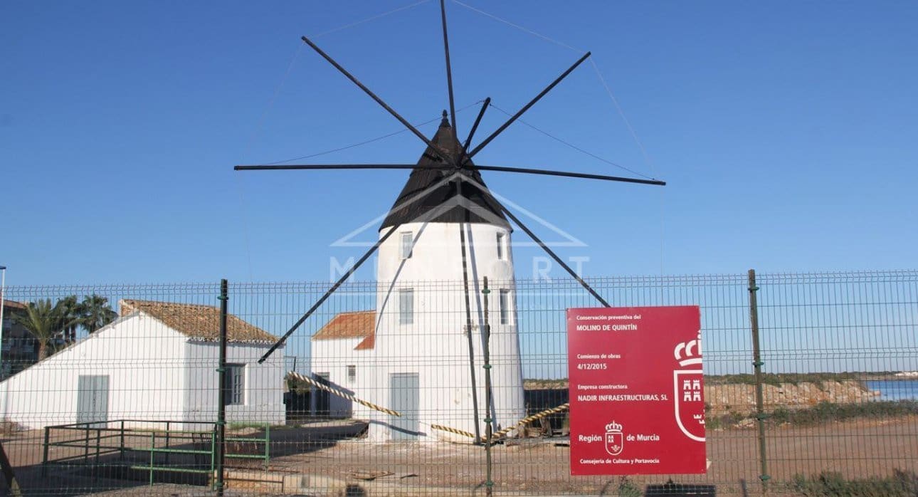 2 Zimmer Bungalow zu verkaufen in San Pedro del Pinatar mit Pool - 239.900 € (Ref: 8410747)