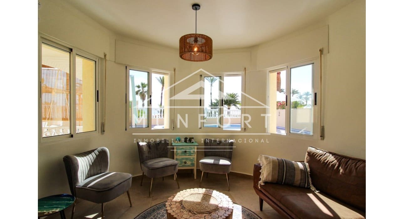 4 makuuhuone Huvila myytävänä paikassa Los Urrutias mukana uima-altaan - 549 000 € (Ref: 8422483)