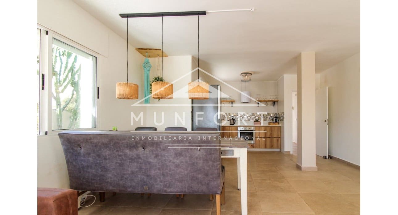 4 makuuhuone Huvila myytävänä paikassa Los Urrutias mukana uima-altaan - 549 000 € (Ref: 8422483)