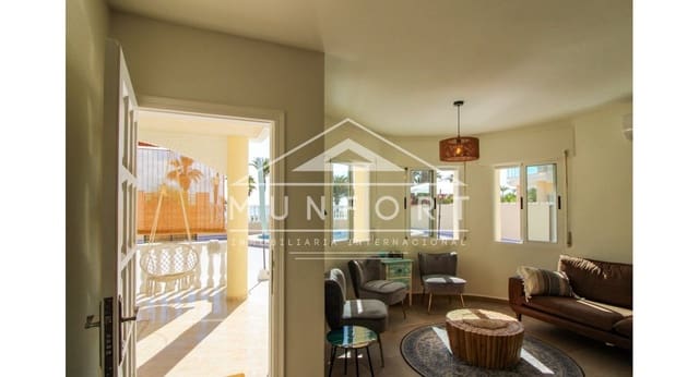 4 makuuhuone Huvila myytävänä paikassa Los Urrutias, Cartagena mukana uima-altaan - 549 000 € (Ref: 8422483)