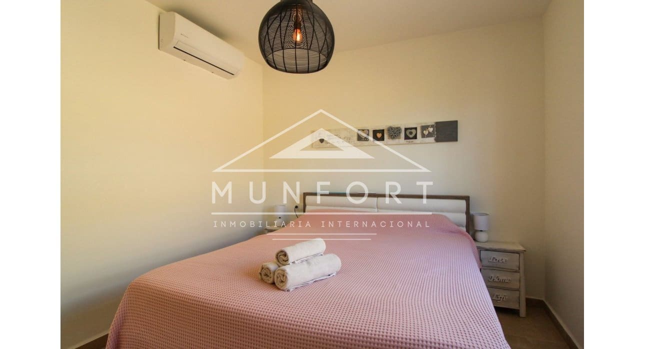 4 makuuhuone Huvila myytävänä paikassa Los Urrutias mukana uima-altaan - 549 000 € (Ref: 8422483)