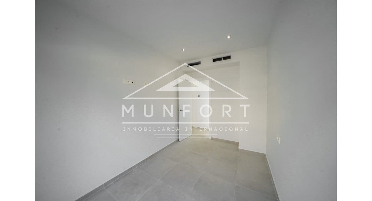 3 makuuhuone Huvila myytävänä paikassa La Zenia mukana uima-altaan - 499 900 € (Ref: 8437973)