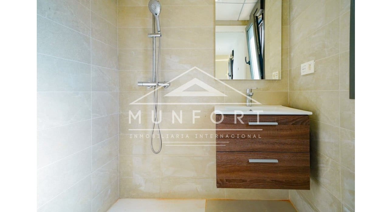 3 makuuhuone Huvila myytävänä paikassa La Zenia mukana uima-altaan - 499 900 € (Ref: 8437973)