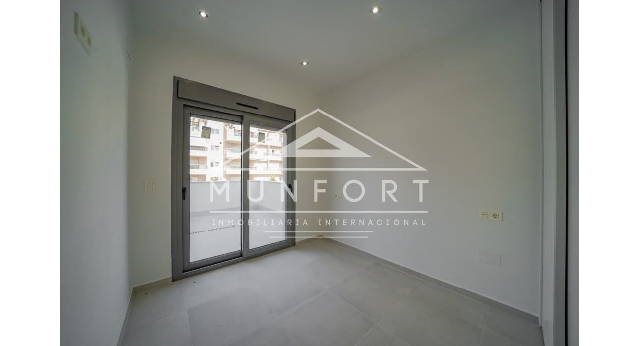 3 makuuhuone Huvila myytävänä paikassa La Zenia mukana uima-altaan - 499 900 € (Ref: 8437973)