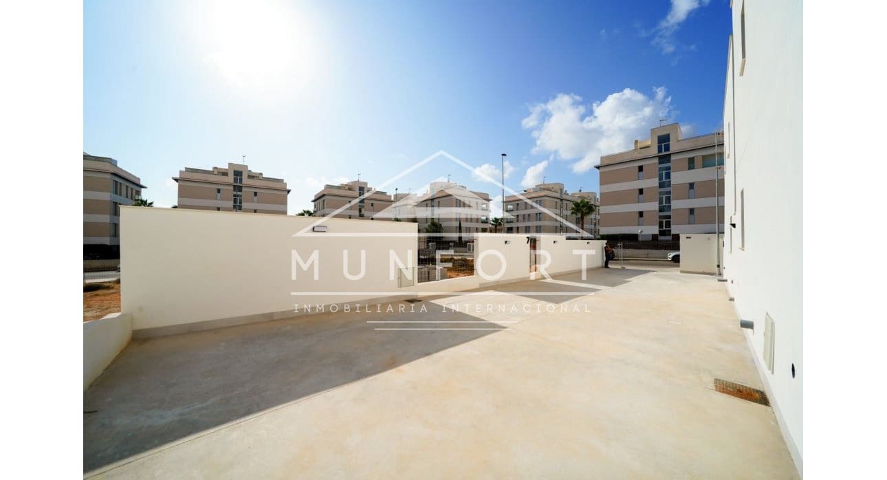 3 makuuhuone Huvila myytävänä paikassa La Zenia mukana uima-altaan - 499 900 € (Ref: 8437973)