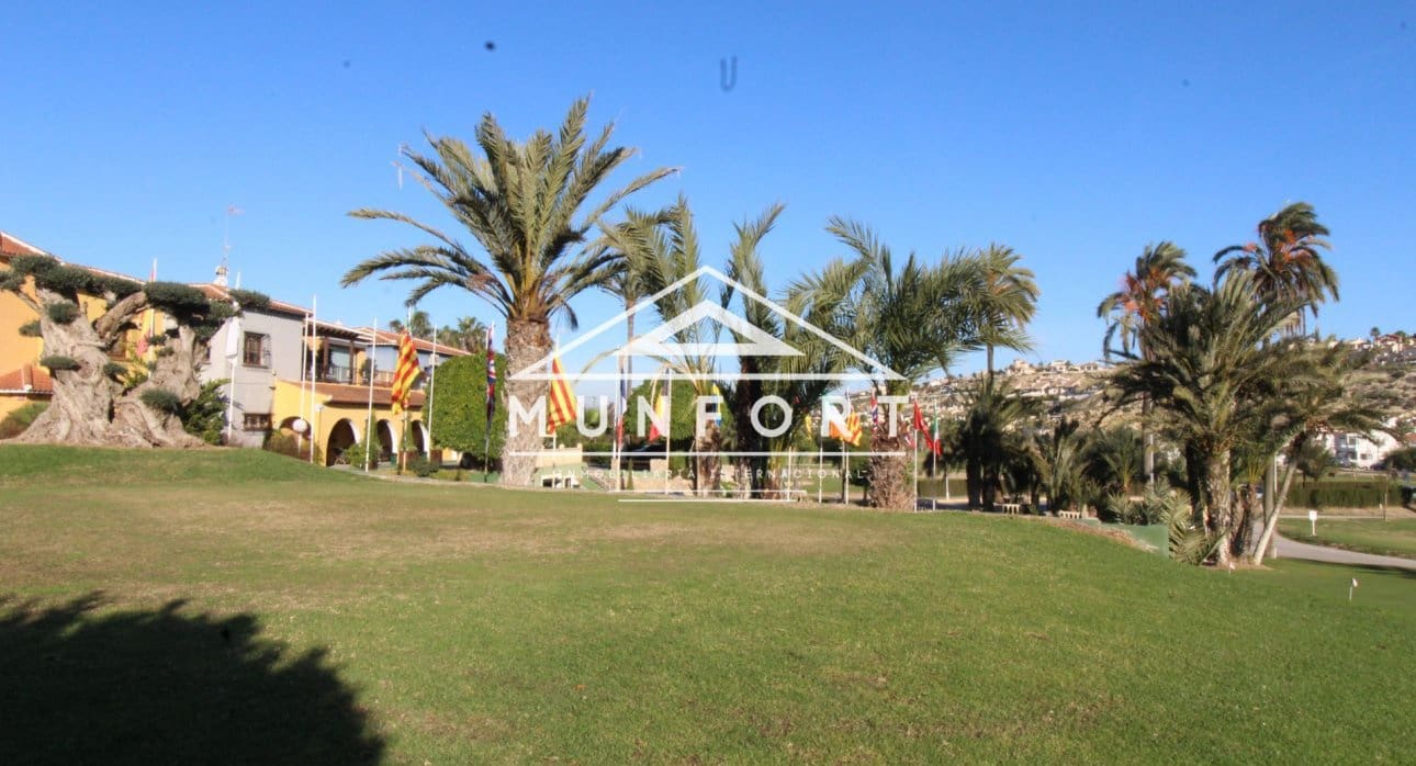 4 soveværelse Villa til salg i Orihuela Costa med swimmingpool - € 1.160.000 (Ref: 8441287)