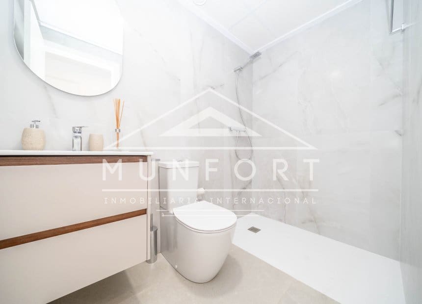 2 sovrum Lägenhet till salu i Pilar de la Horadada med pool - 269 000 € (Ref: 8456282)