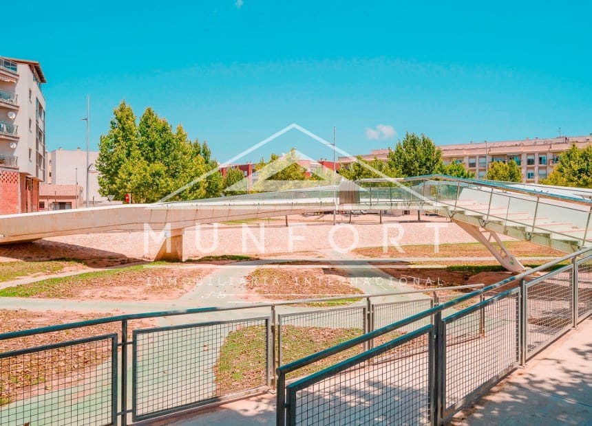 3 soverom Leilighet til salgs i Pilar de la Horadada med svømmebasseng - € 309 000 (Ref: 8456349)