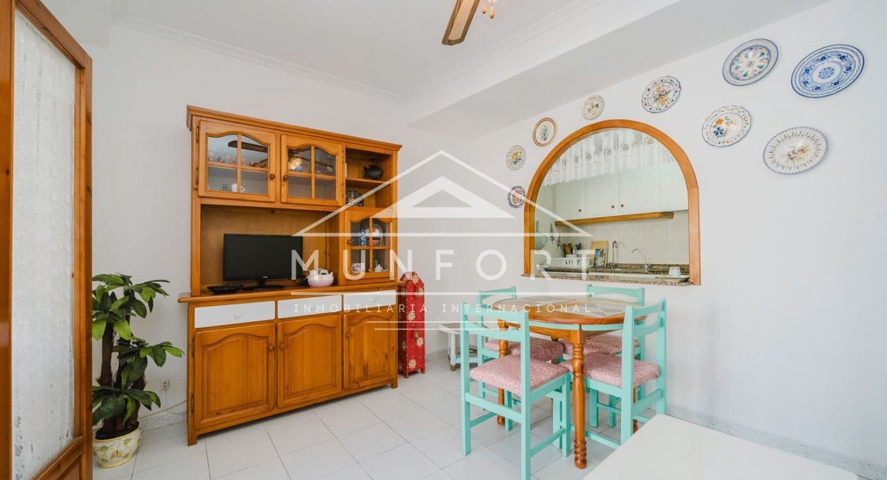 2 soveværelse Lejlighed til leje i Torrevieja - € 900 (Ref: 8481290)