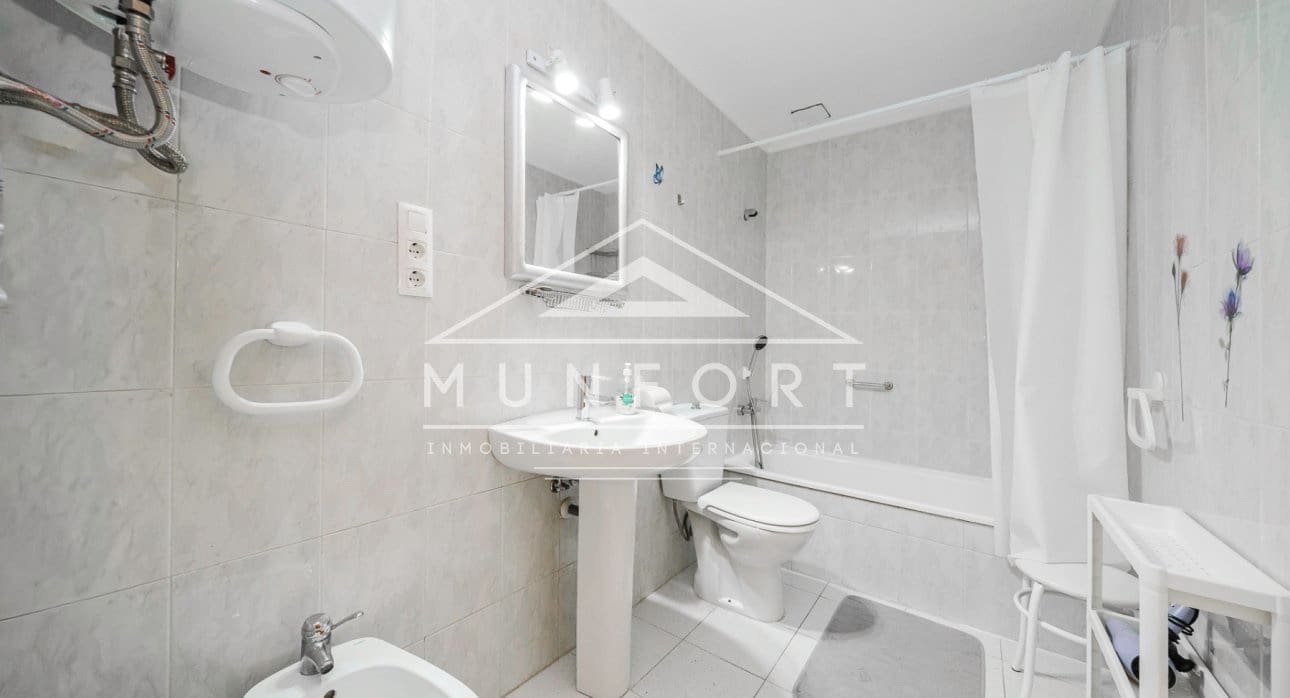 2 soveværelse Lejlighed til leje i Torrevieja - € 900 (Ref: 8481290)