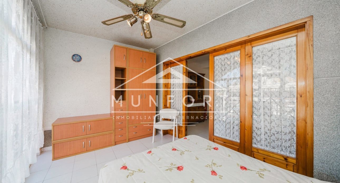 2 soveværelse Lejlighed til leje i Torrevieja - € 900 (Ref: 8481290)