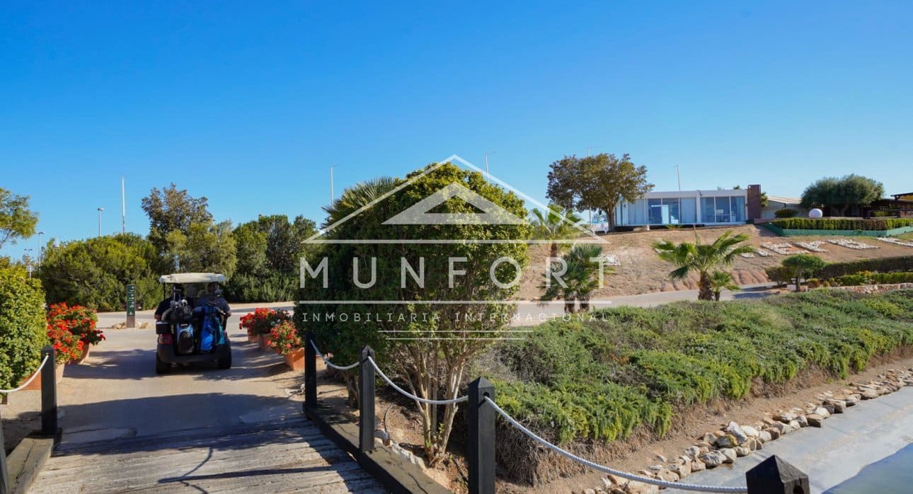 3 chambre Bungalow à vendre à Pilar de la Horadada avec piscine - 334 900 € (Ref: 8498148)