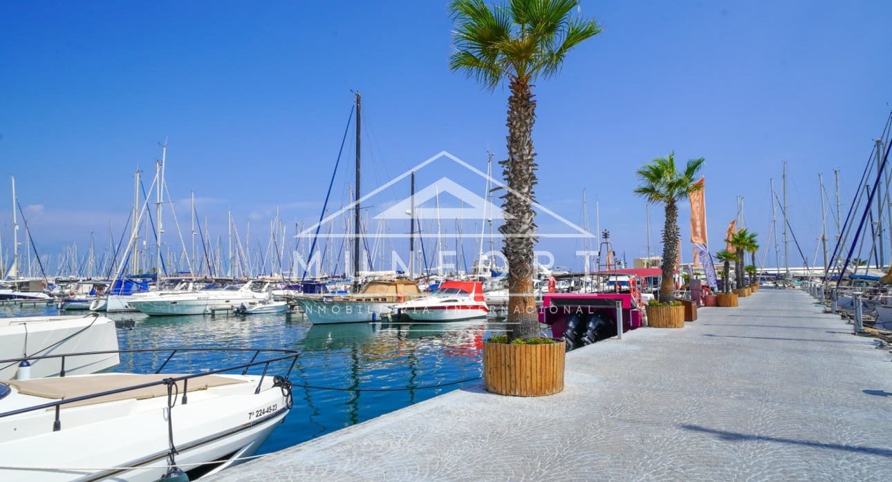 4 slaapkamer Villa te koop in San Pedro del Pinatar - € 209.900 (Ref: 8592455)