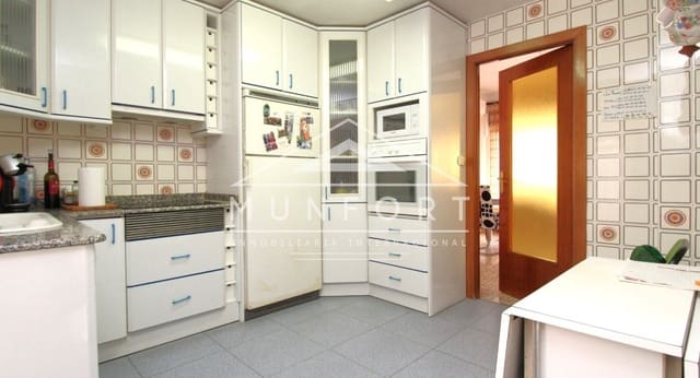 4 slaapkamer Villa te koop in San Pedro del Pinatar ciudad, San Pedro del Pinatar - € 209.900 (Ref: 8592455)