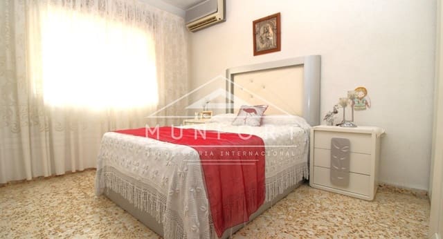 4 slaapkamer Villa te koop in San Pedro del Pinatar ciudad, San Pedro del Pinatar - € 209.900 (Ref: 8592455)