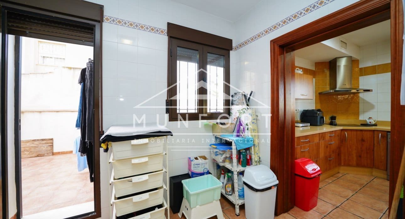 8 bedroom Villa for sale in San Pedro del Pinatar - € 1,100,000 (Ref: 8624161)