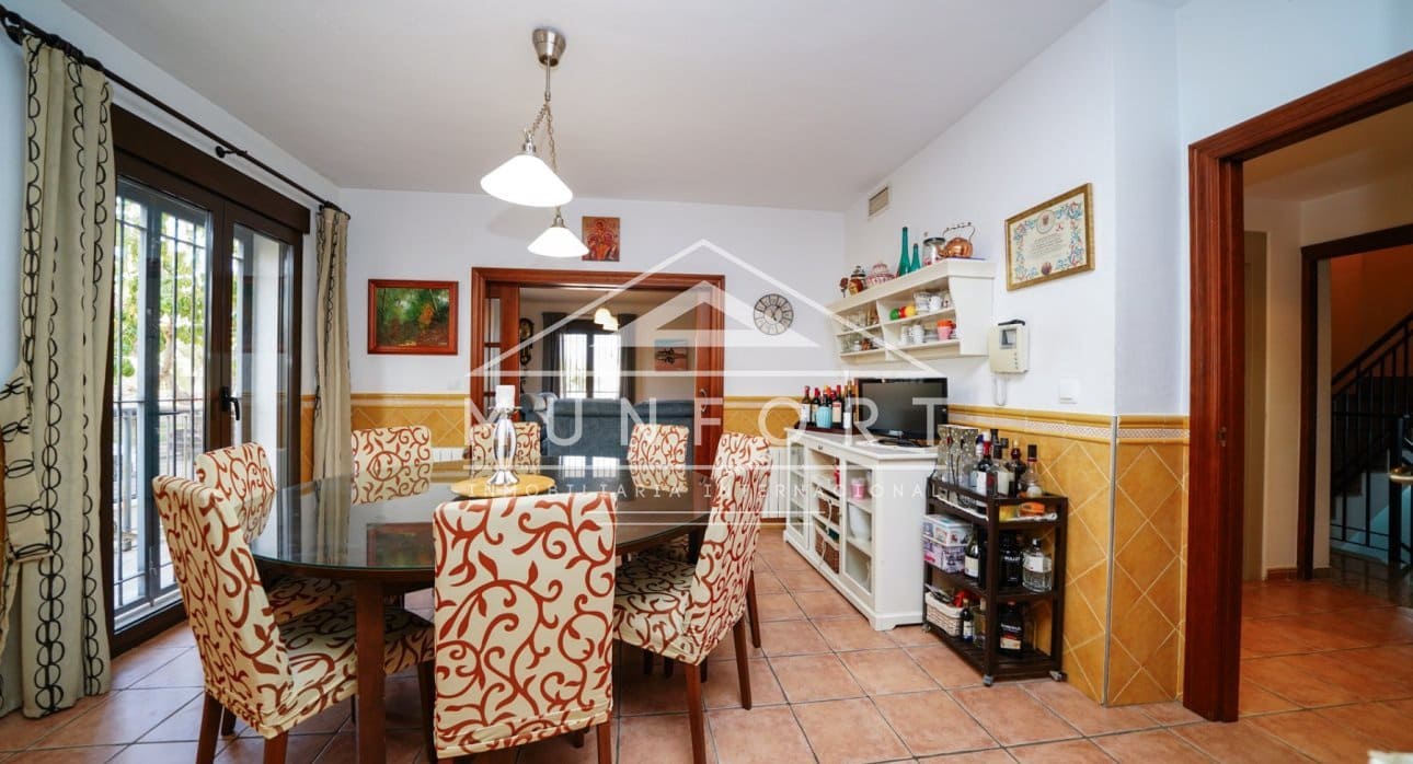 8 bedroom Villa for sale in San Pedro del Pinatar - € 1,100,000 (Ref: 8624161)