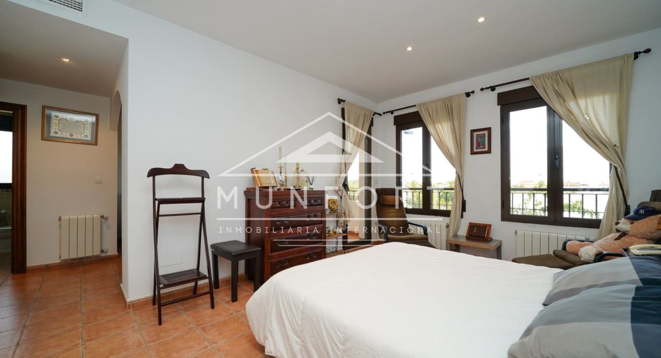 8 bedroom Villa for sale in San Pedro del Pinatar - € 1,100,000 (Ref: 8624161)