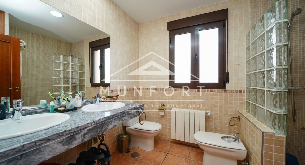 8 bedroom Villa for sale in San Pedro del Pinatar - € 1,100,000 (Ref: 8624161)