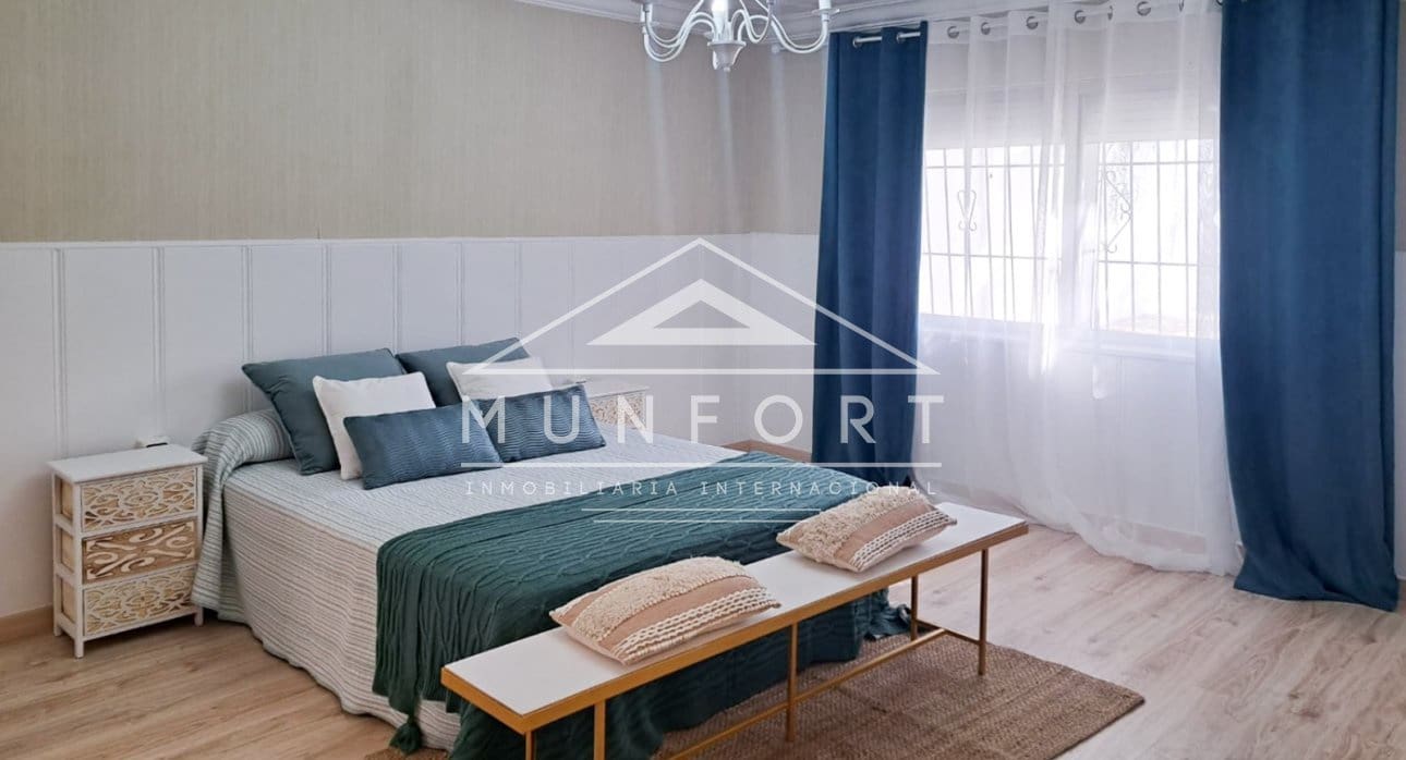 5 sovrum Villa till salu i Orihuela - 370 000 € (Ref: 8637809)