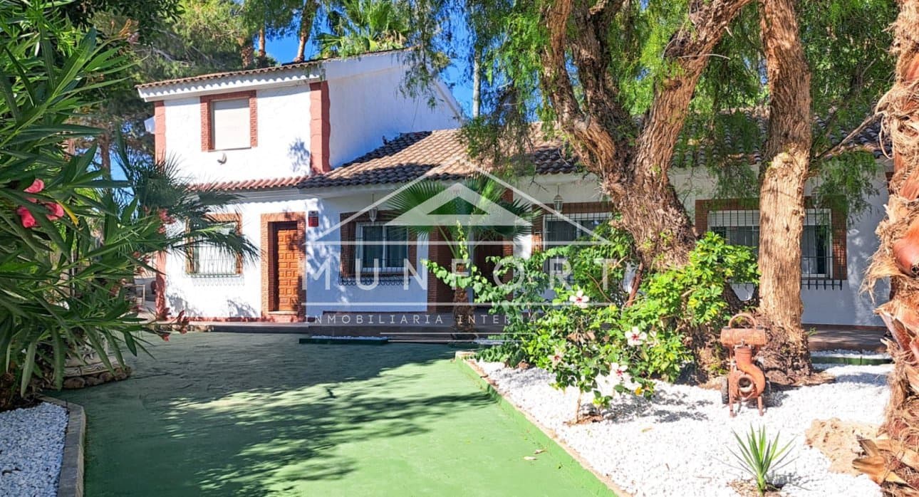 5 sovrum Villa till salu i Orihuela - 370 000 € (Ref: 8637809)