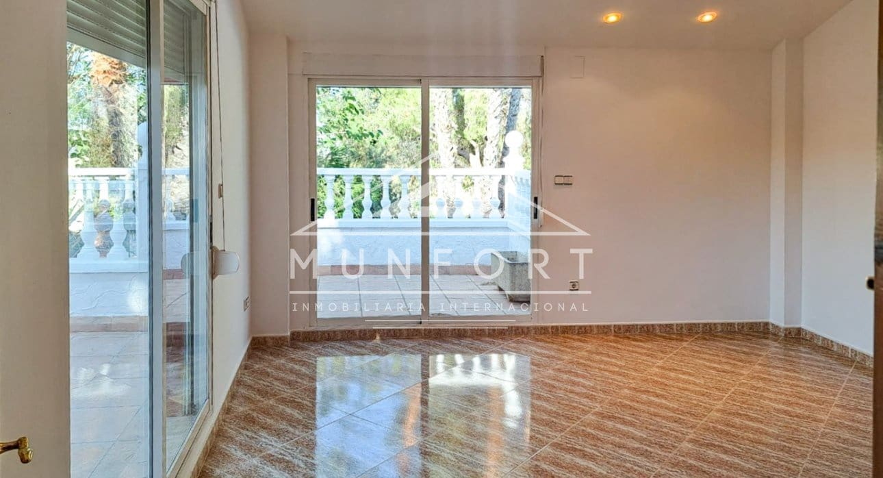 5 sovrum Villa till salu i Orihuela - 370 000 € (Ref: 8637809)