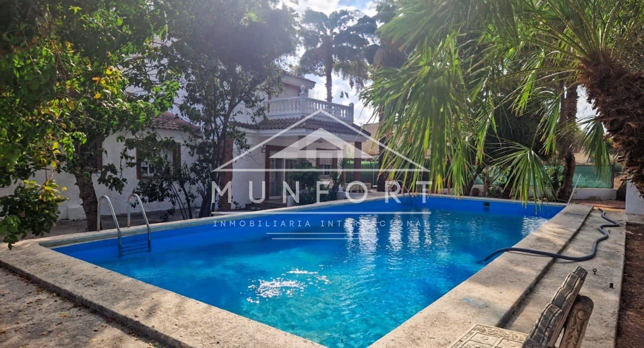 5 sovrum Villa till salu i Orihuela - 370 000 € (Ref: 8637809)