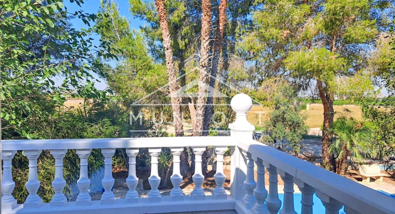 5 sovrum Villa till salu i Orihuela - 370 000 € (Ref: 8637809)