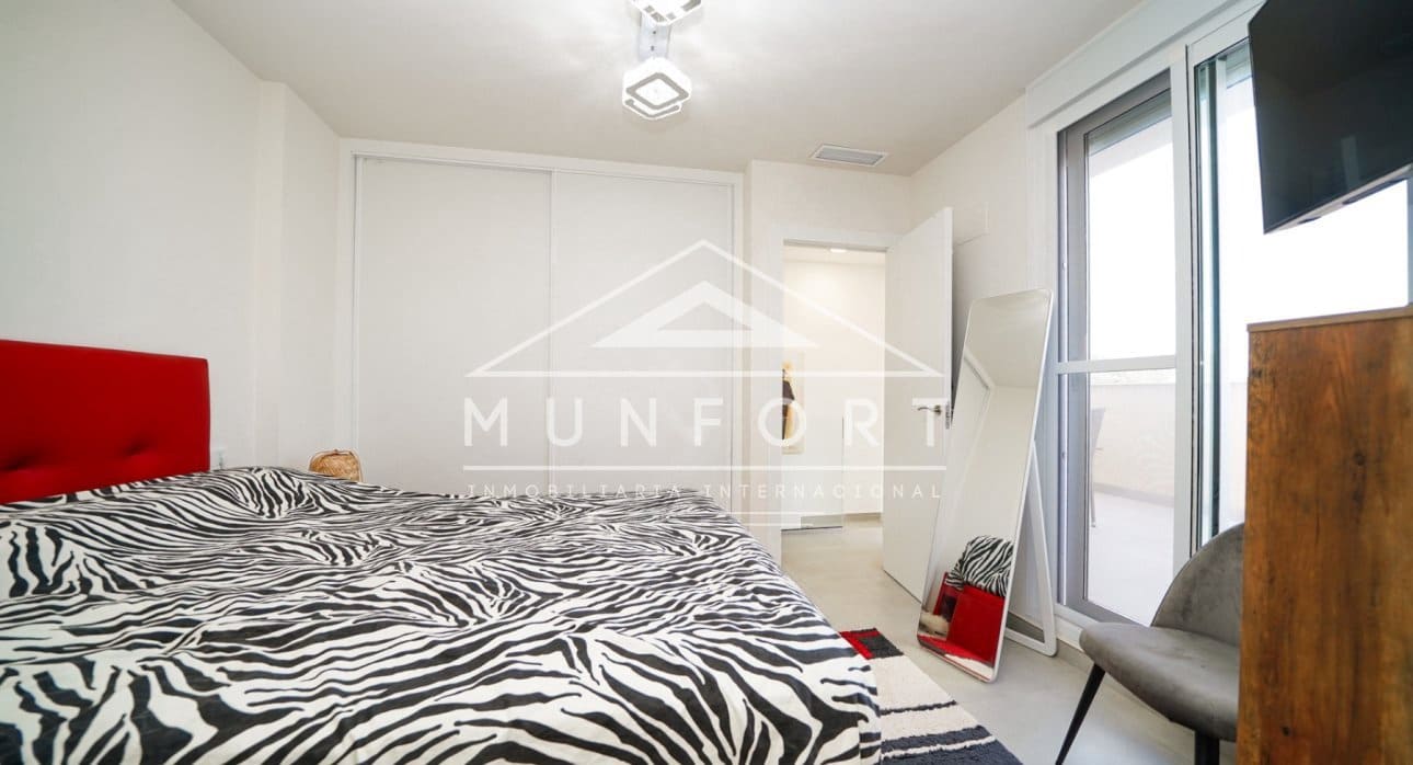 2 Zimmer Villa zu verkaufen in Estrella de Mar mit Pool - 346.500 € (Ref: 8681017)