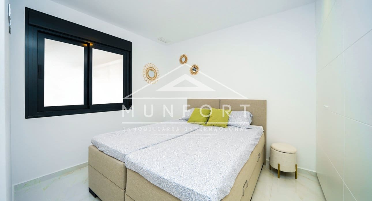 3 bedroom Villa for sale in Pinar de Campoverde with pool - € 431,500 (Ref: 8683038)