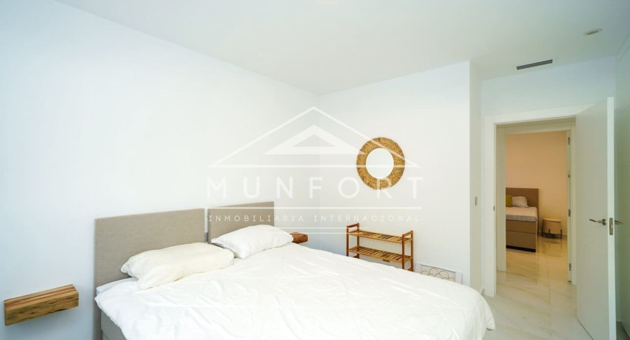 3 bedroom Villa for sale in Pinar de Campoverde with pool - € 431,500 (Ref: 8683038)