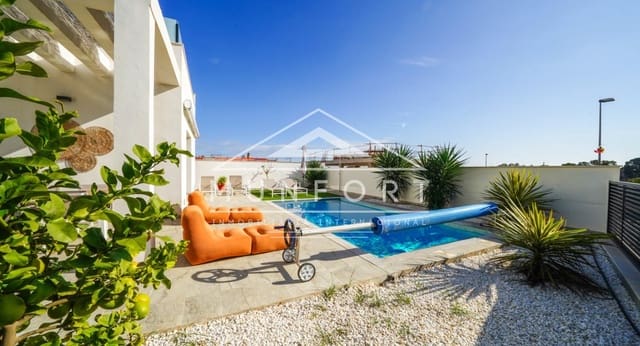 3 camera da letto Villa in vendita in Pinar de Campoverde, Pilar de la Horadada con piscina - 431.500 € (Rif: 8683038)