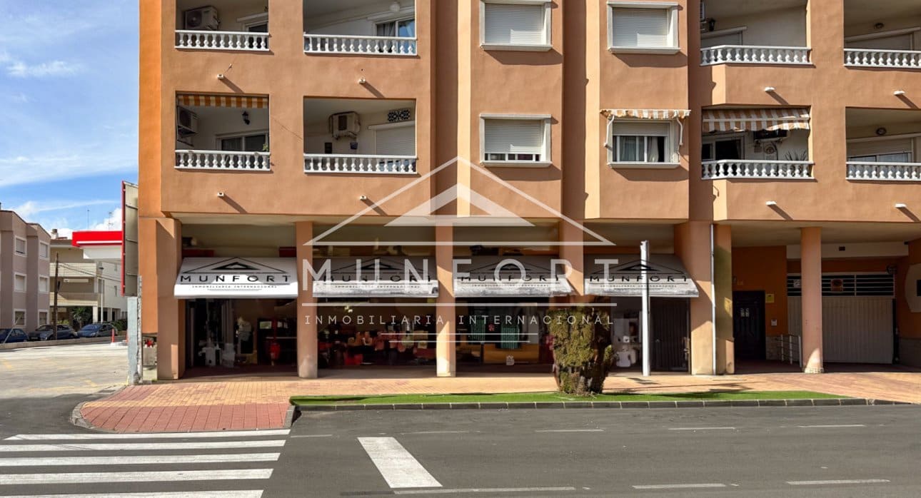 Erhverv til salg i Lo Pagan - € 450.000 (Ref: 8688244)