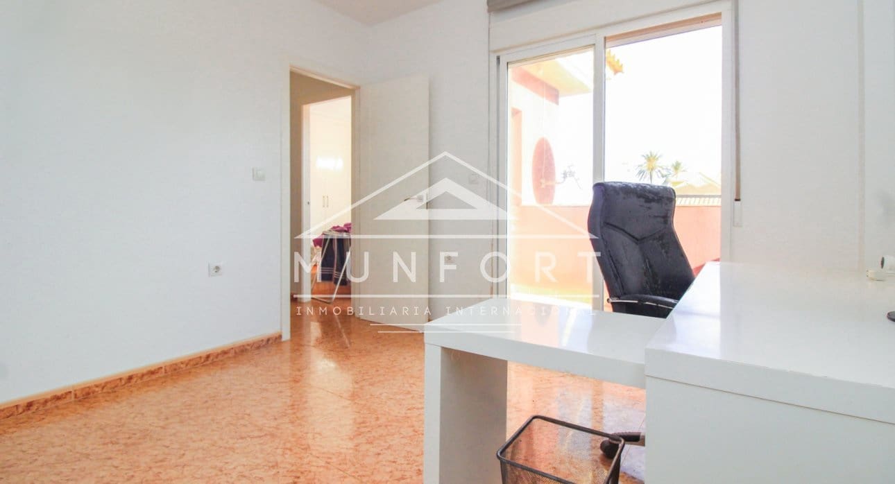 4 quarto Moradia para venda em Los Urrutias - 235 000 € (Ref: 8717235)