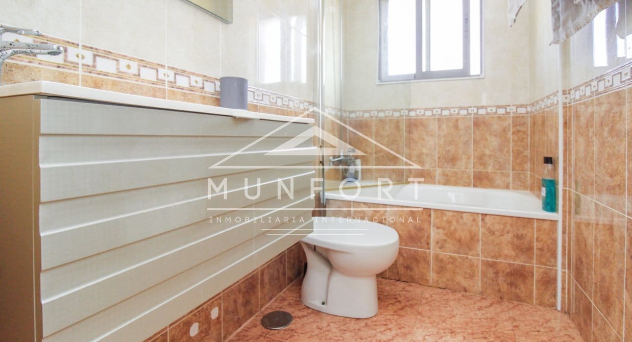 4 quarto Moradia para venda em Los Urrutias - 235 000 € (Ref: 8717235)