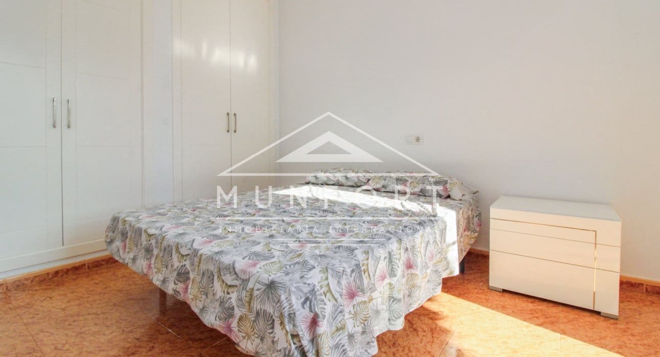 4 quarto Moradia para venda em Los Urrutias - 235 000 € (Ref: 8717235)